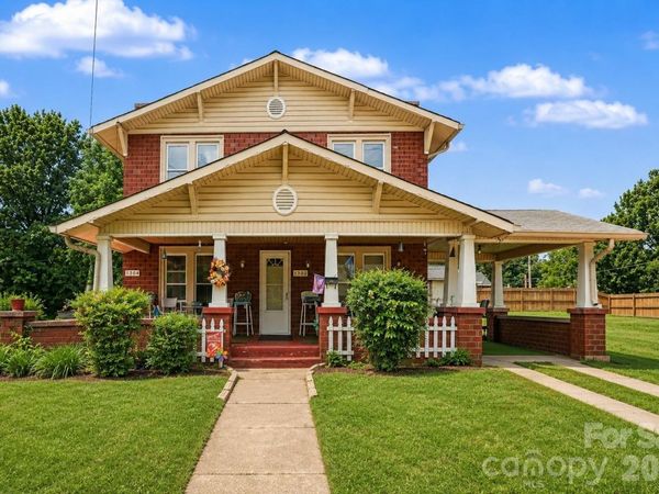 1302 Wilson W Lee Boulevard , Statesville, NC 28677