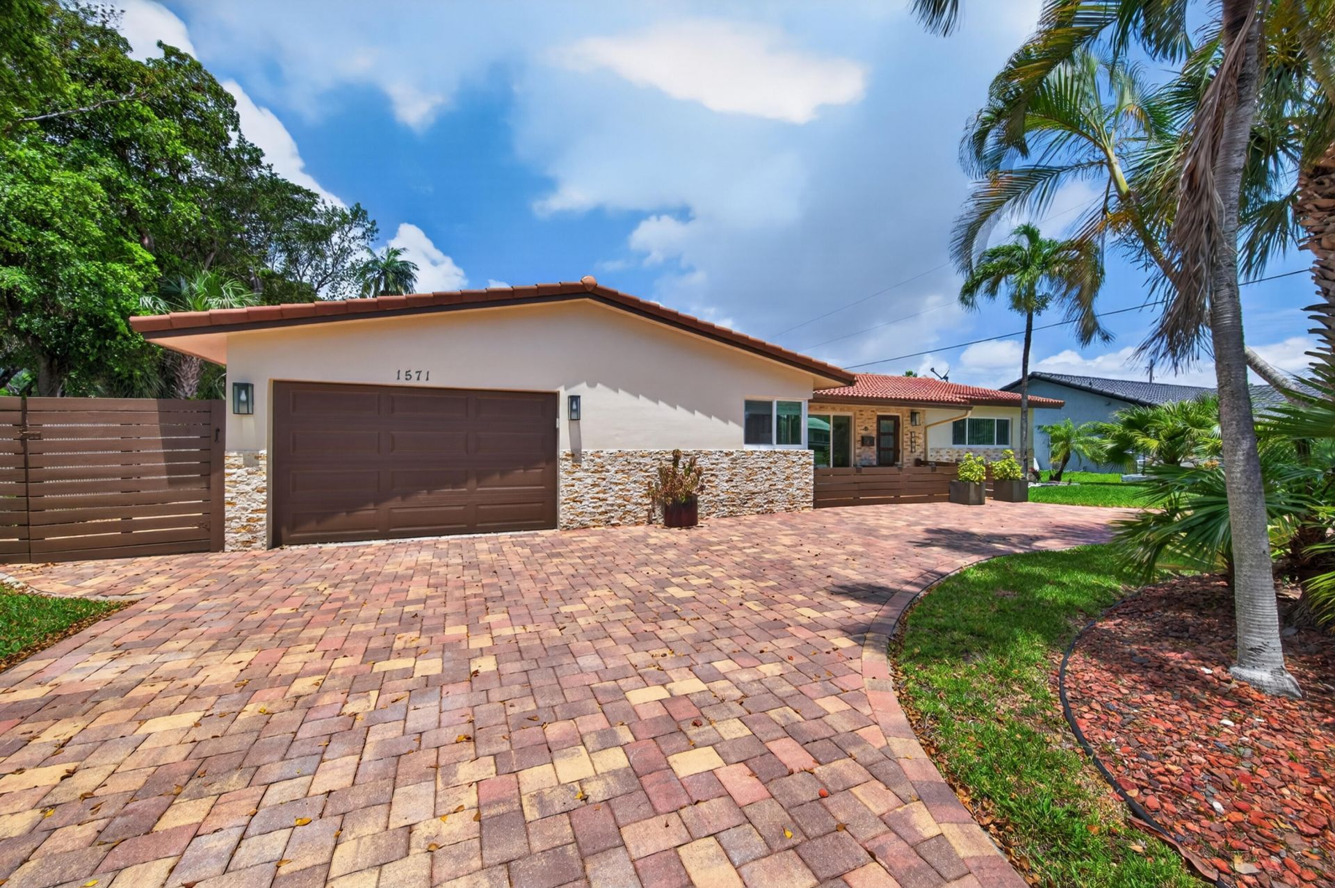 1571 SE 24th Avenue, Pompano Beach, FL 33062 Photo