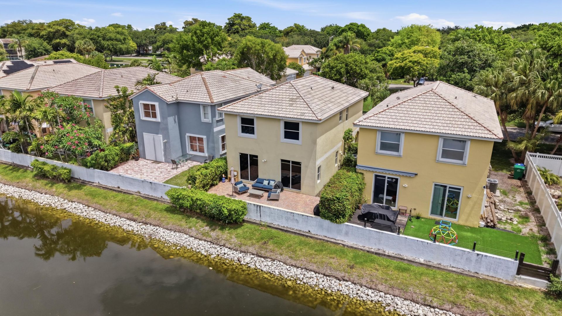 9768 NW 1st Manor, Coral Springs, FL 33071 Photo