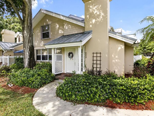 2302 Chadwick Court, Boynton Beach, FL 33436