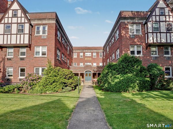 77 Glenbrook, Unit 101, Stamford, CT 06902