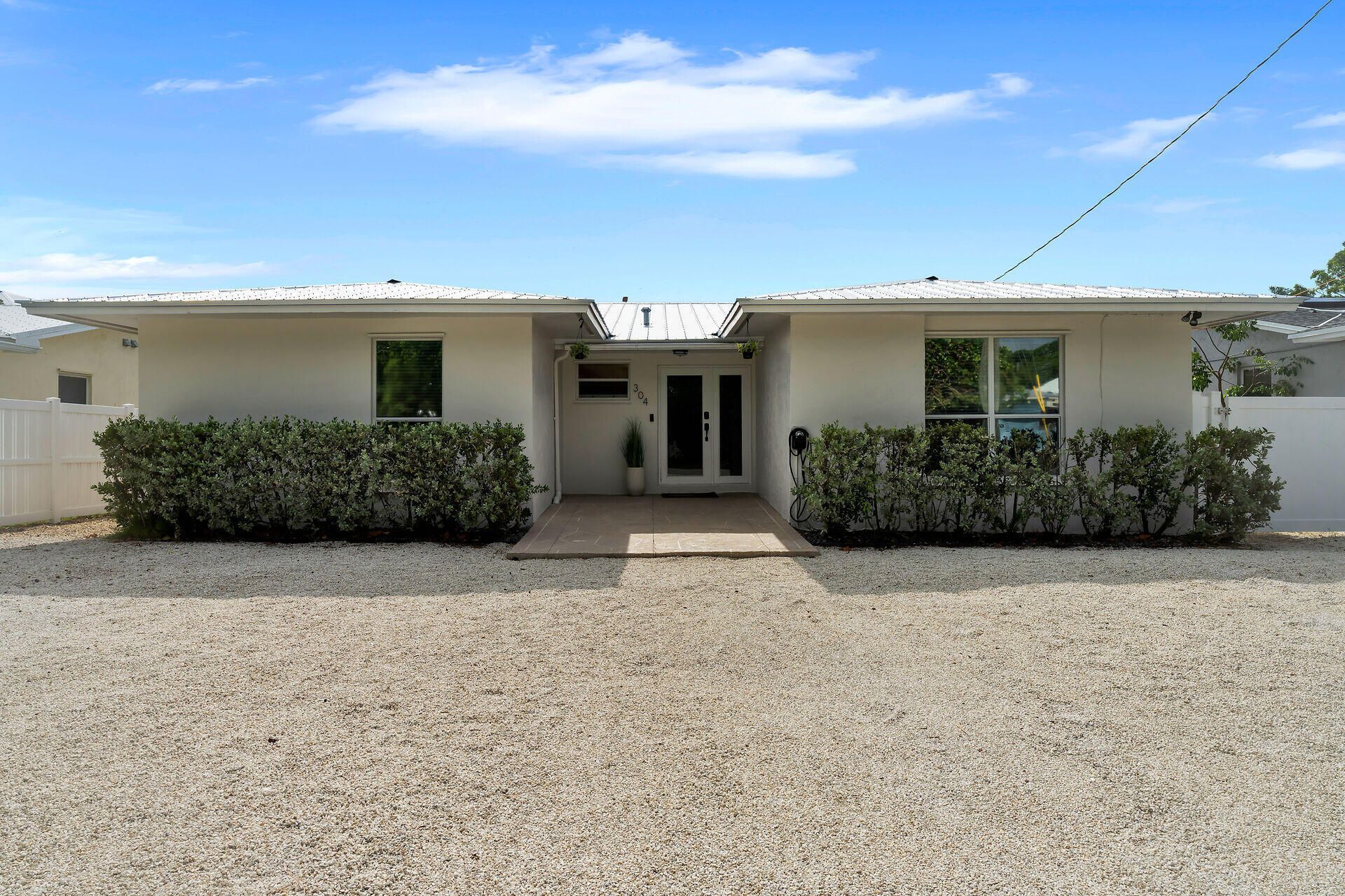 304 2nd Ter, Key Largo, FL 33037 Photo