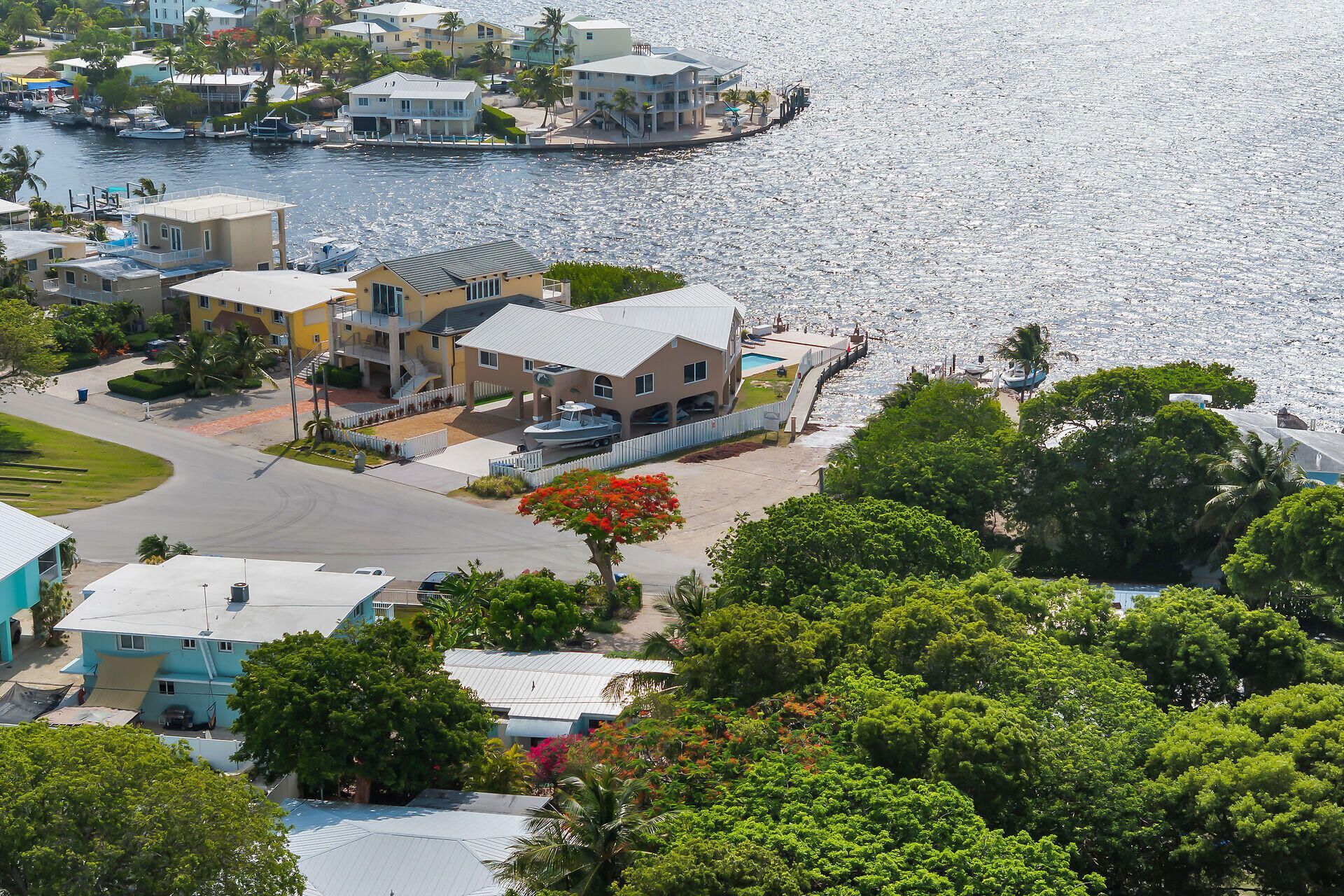 304 2nd Ter, Key Largo, FL 33037 Photo