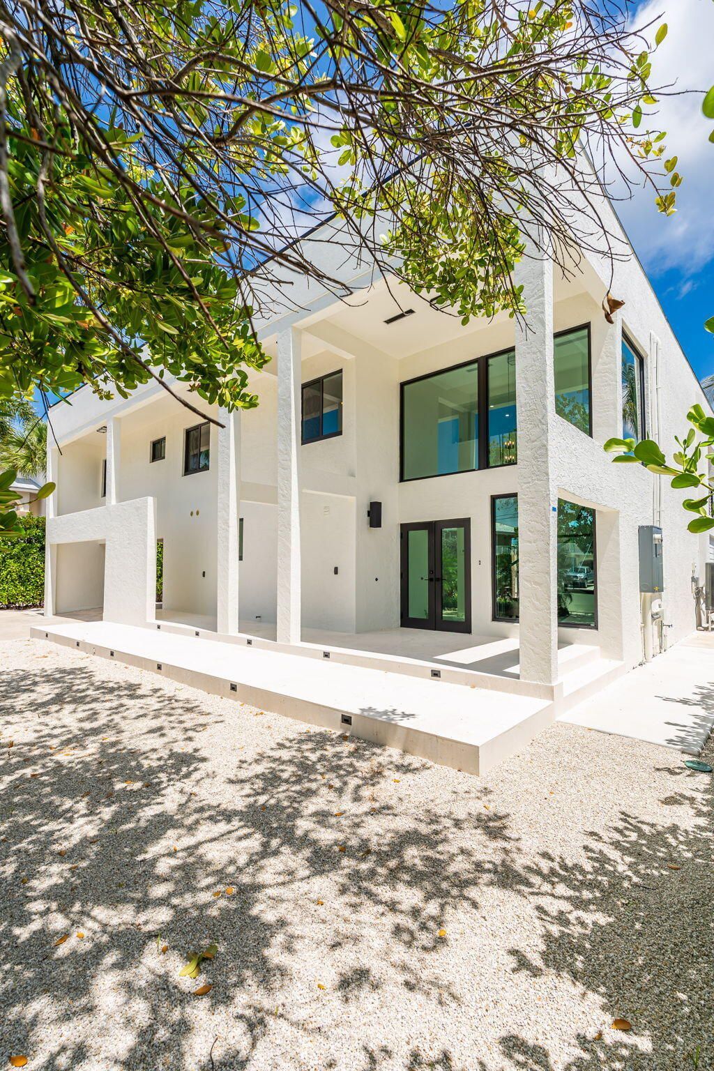 294 Saint Thomas Avenue, Key Largo, FL 33037 Photo