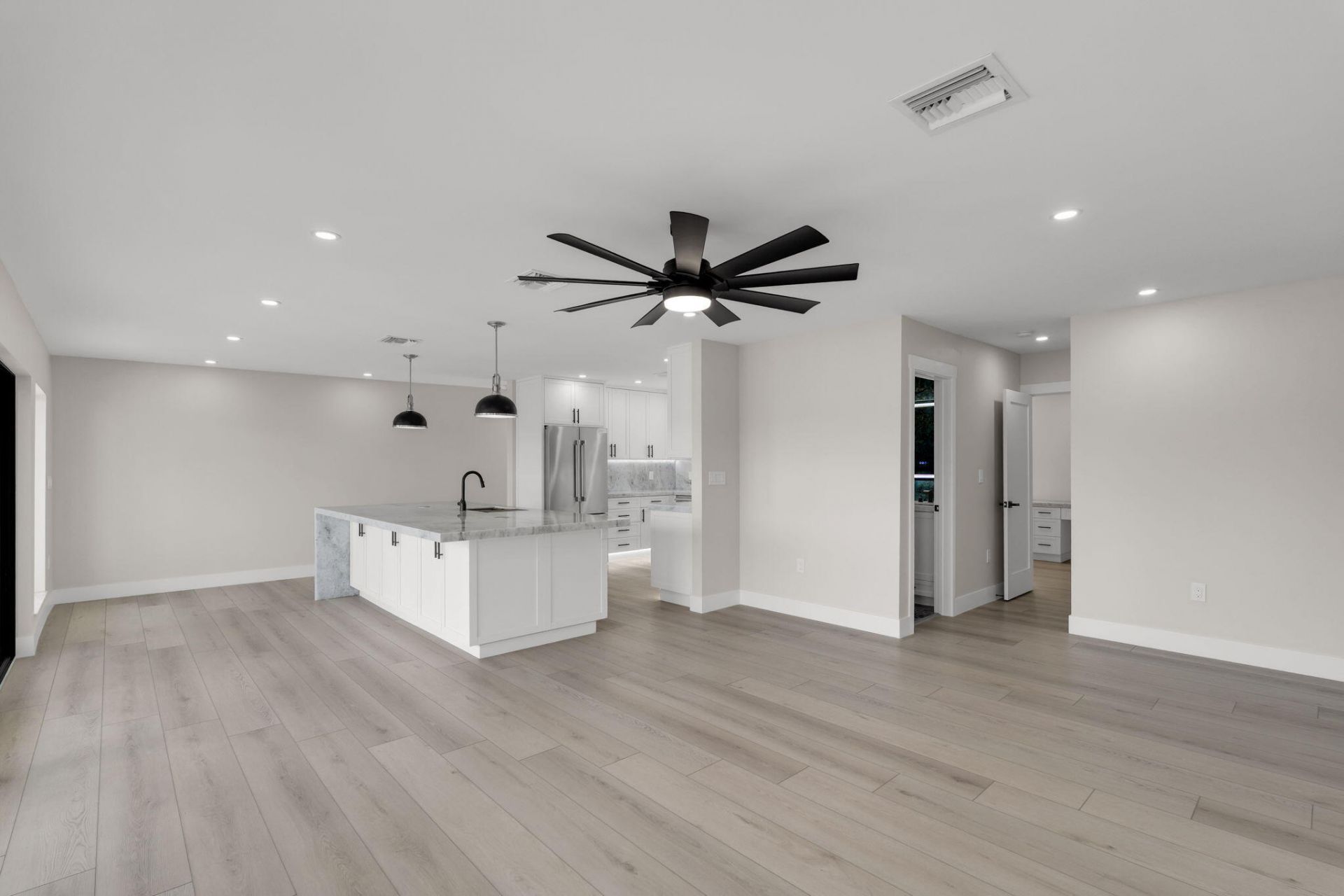 294 Saint Thomas Avenue, Key Largo, FL 33037 Photo
