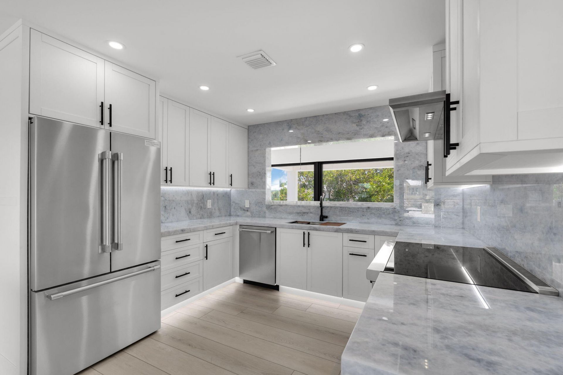 294 Saint Thomas Avenue, Key Largo, FL 33037 Photo