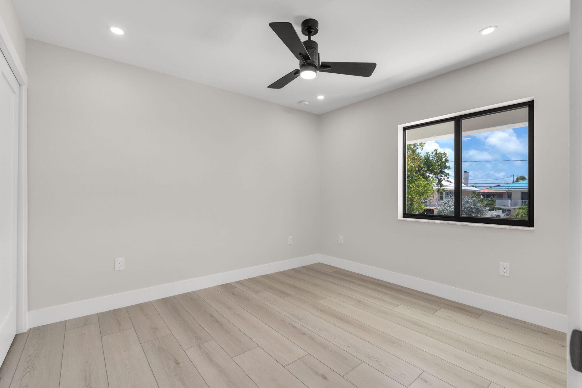 294 Saint Thomas Avenue, Key Largo, FL 33037 Photo