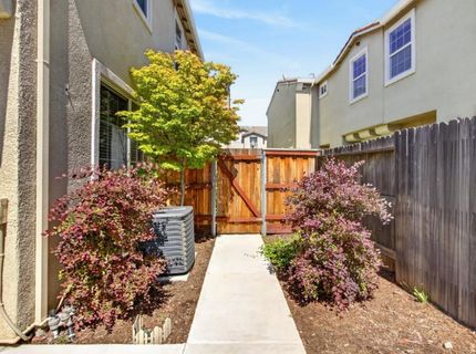 3030 Sierra View Cir #2, Unit 2, Lincoln, CA 95648 Photo