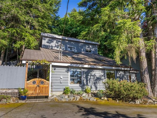 36136 Galleon Way , Pender Island, BC V0N 2M2