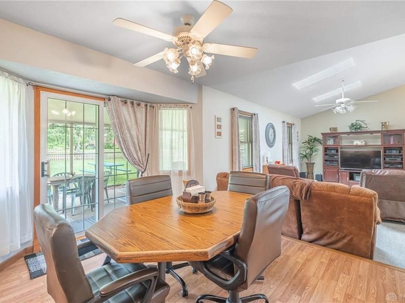 9212 Mintcreek Court, Washington Township, OH 45458 Photo 14