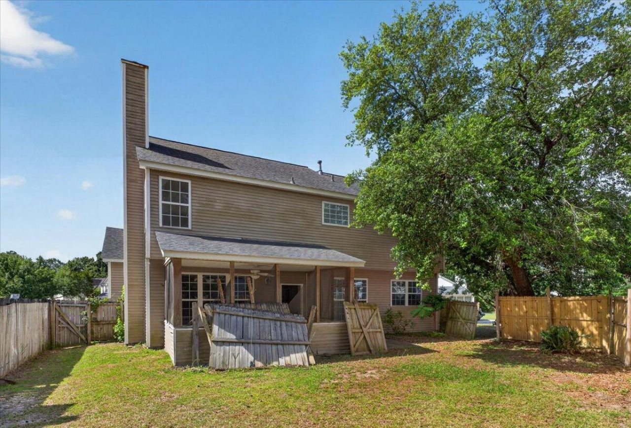 215 Evesham Drive Photo 46