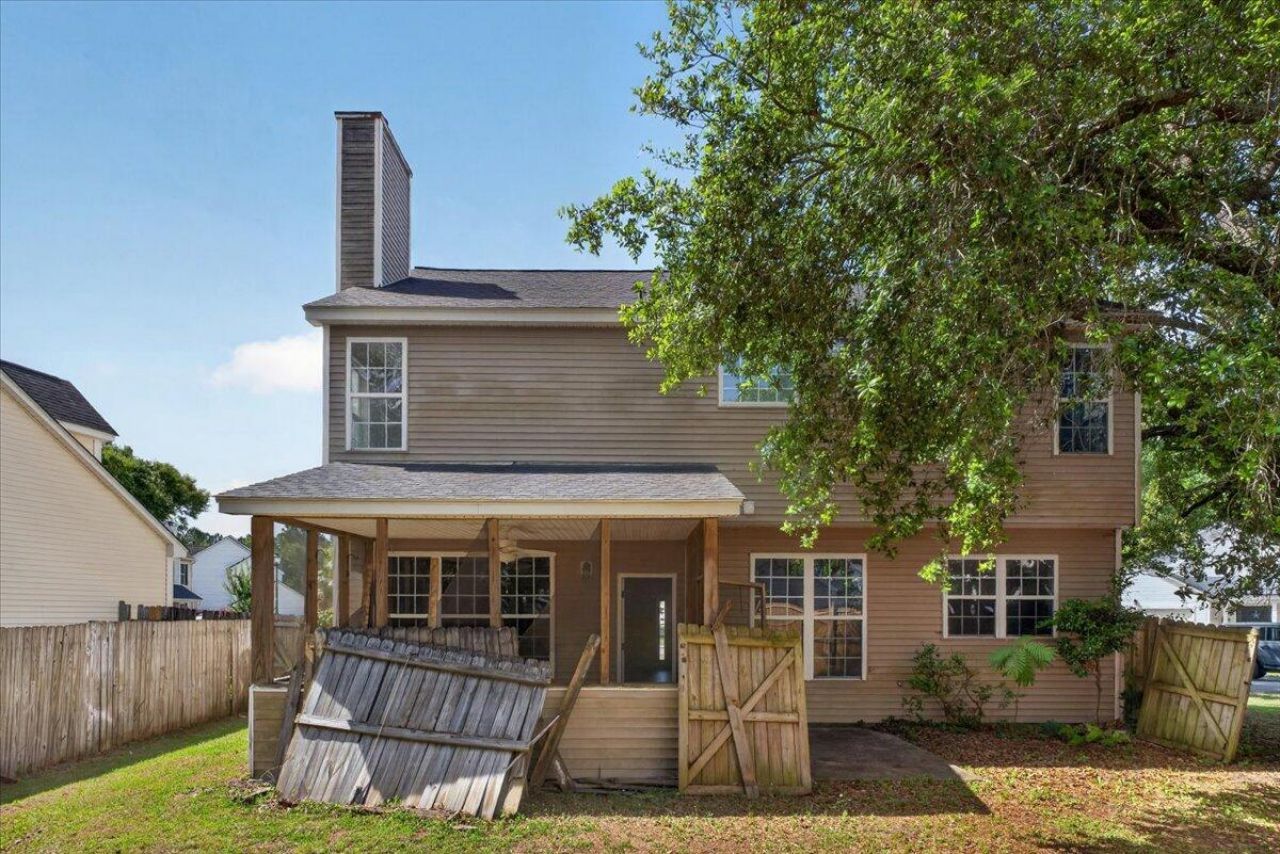 215 Evesham Drive Photo 47