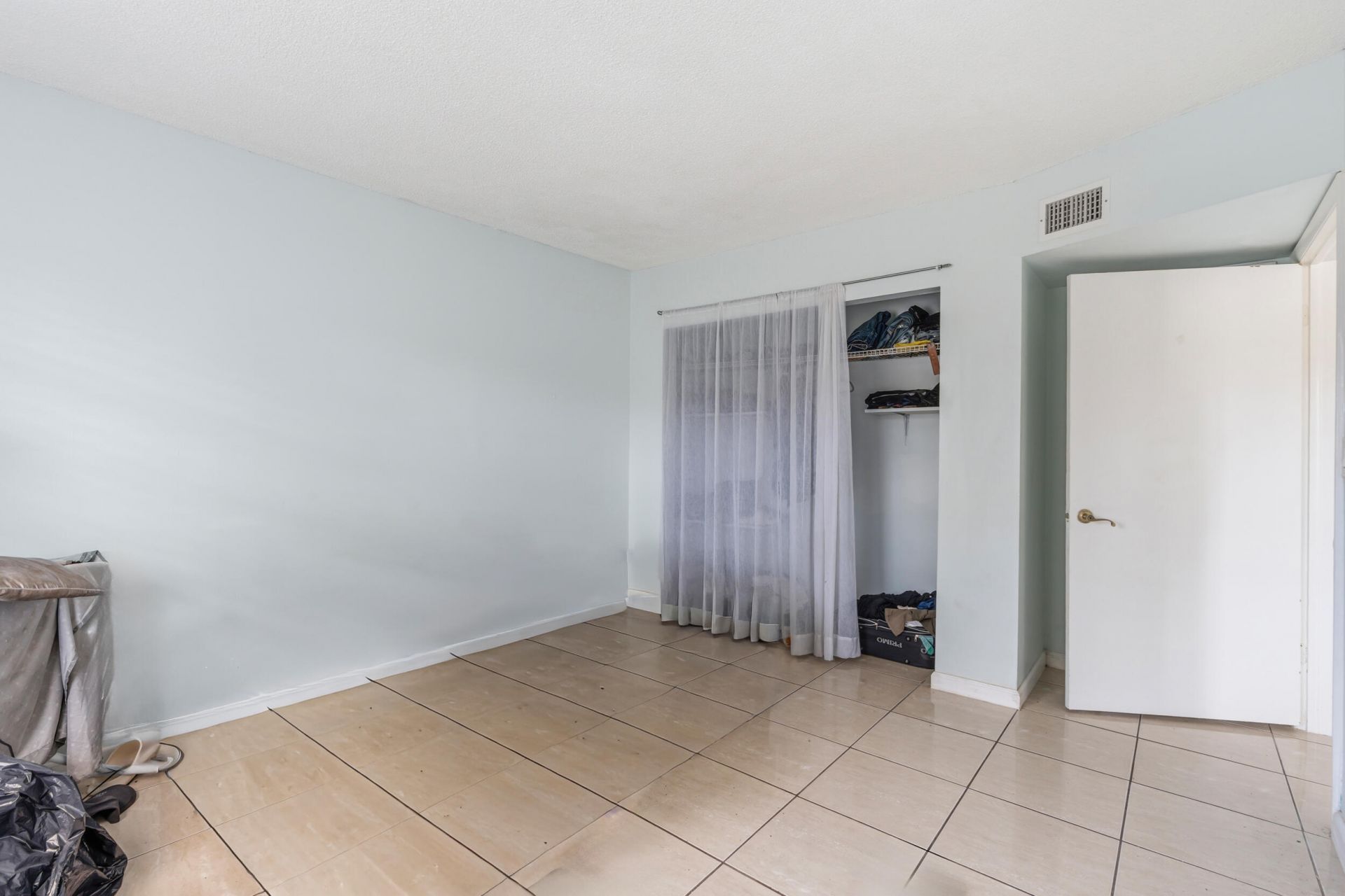3777 NW 78th Avenue, Unit 1b, Davie, FL 33024 Photo
