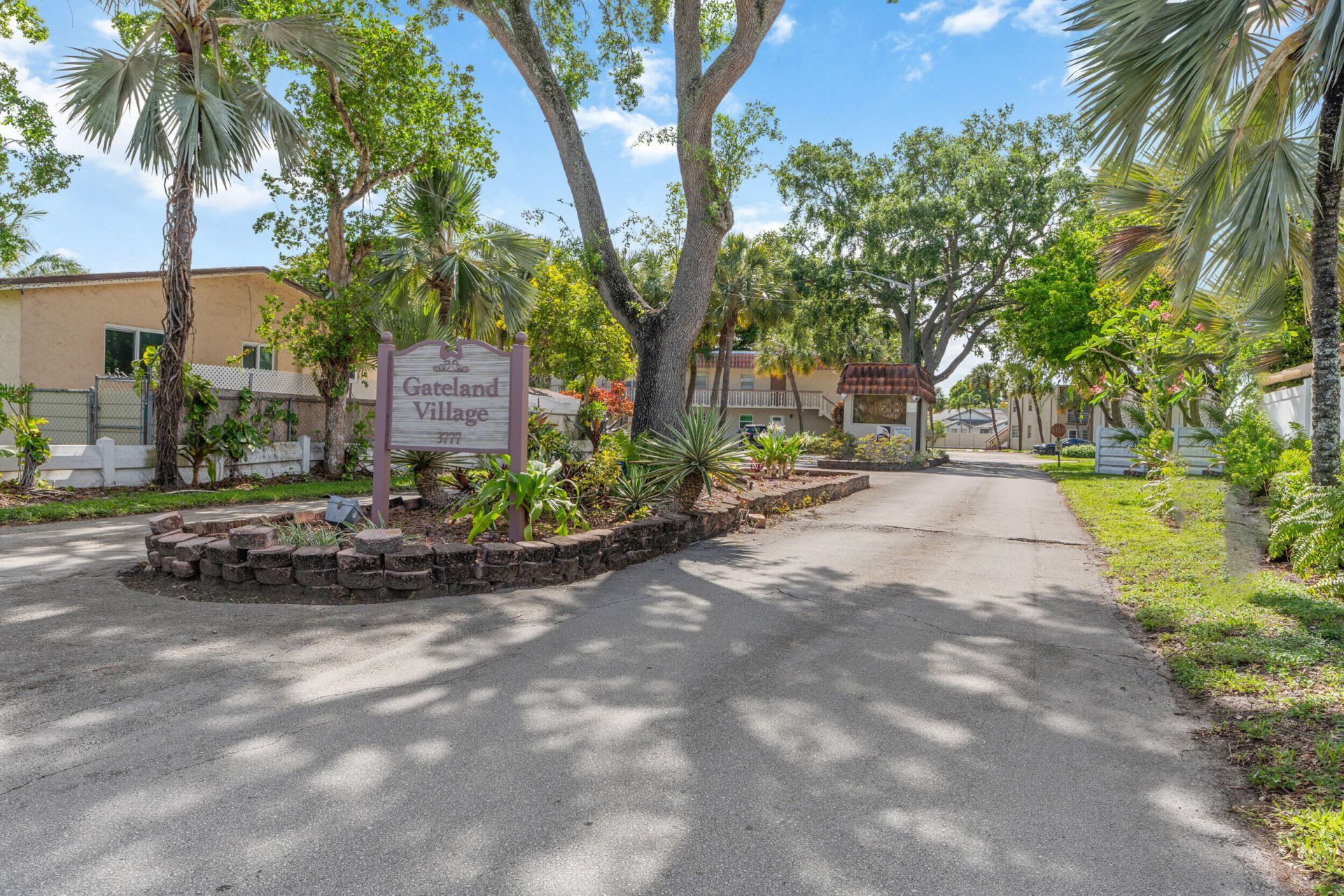 3777 NW 78th Avenue, Unit 1b, Davie, FL 33024 Photo