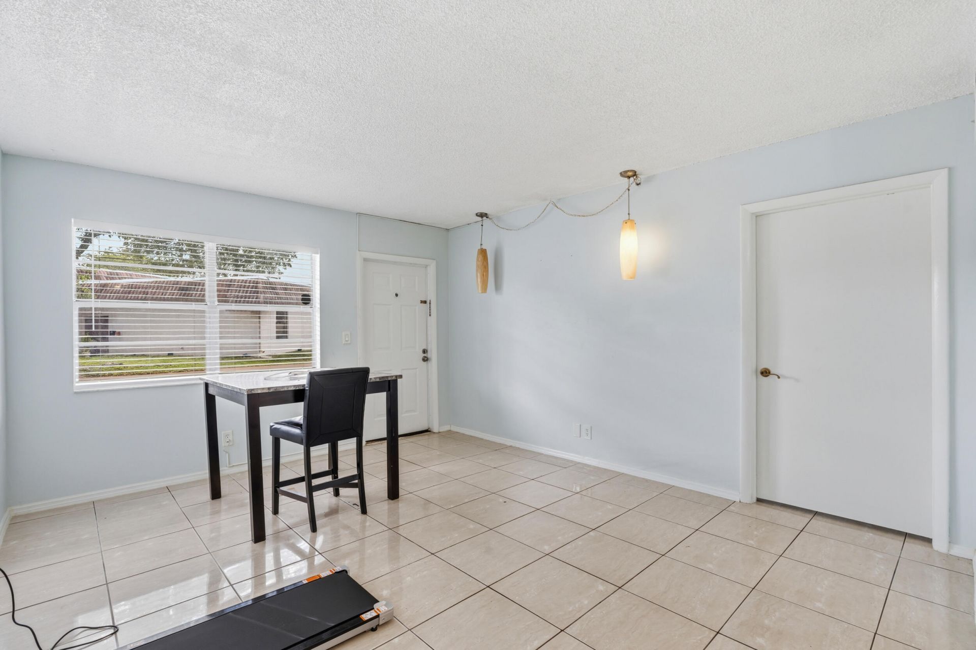 3777 NW 78th Avenue, Unit 1b, Davie, FL 33024 Photo