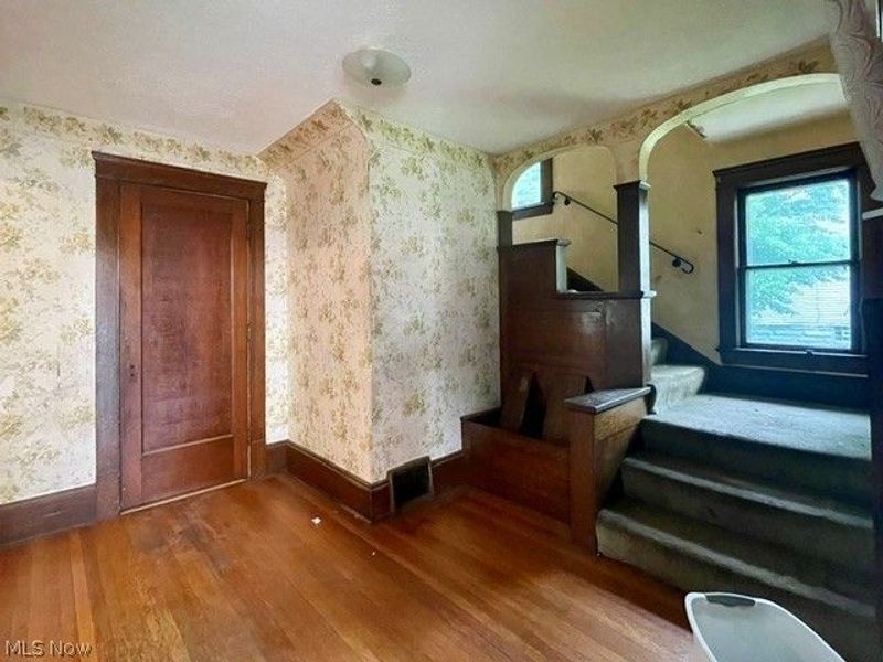 3890 W 34th Street, Cleveland, OH 44109 Photo 21