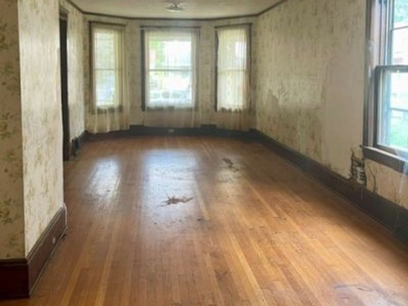 3890 W 34th Street, Cleveland, OH 44109 Photo 7
