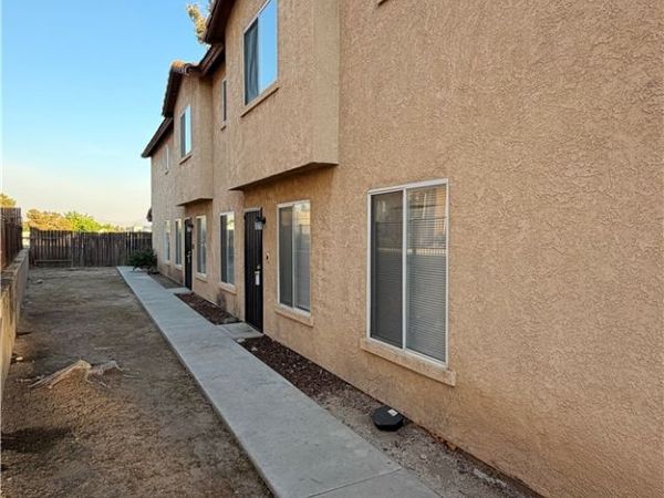 3217 Fortier, Unit C, Bakersfield, CA 93306
