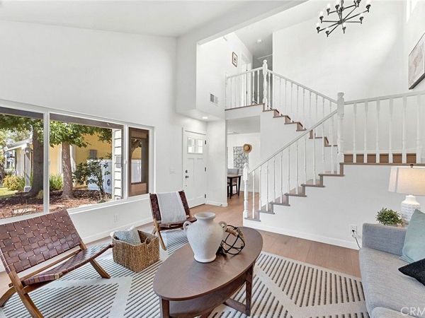 15 Snowapple, Irvine, CA 92614