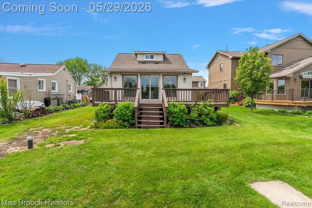 1323 Castlewood Drive, White Lake Township, MI 48386 Main Photo