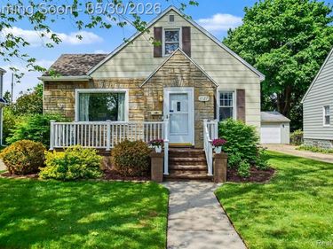 1427 21st Street, Port Huron, MI 48060