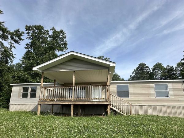 209 MATTHEWS ST, Waynesboro, TN 38485
