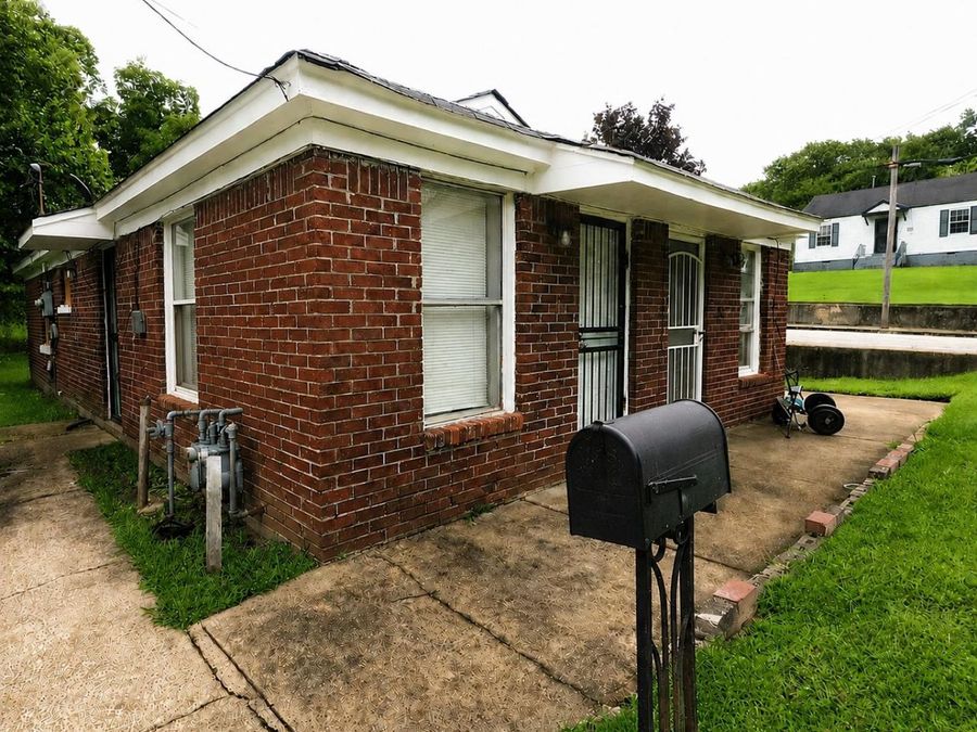 Property Image 1