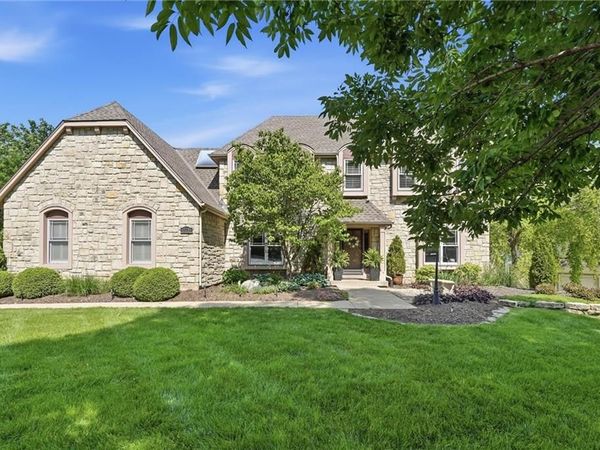 12724 Catalina Street, Leawood, KS 66209