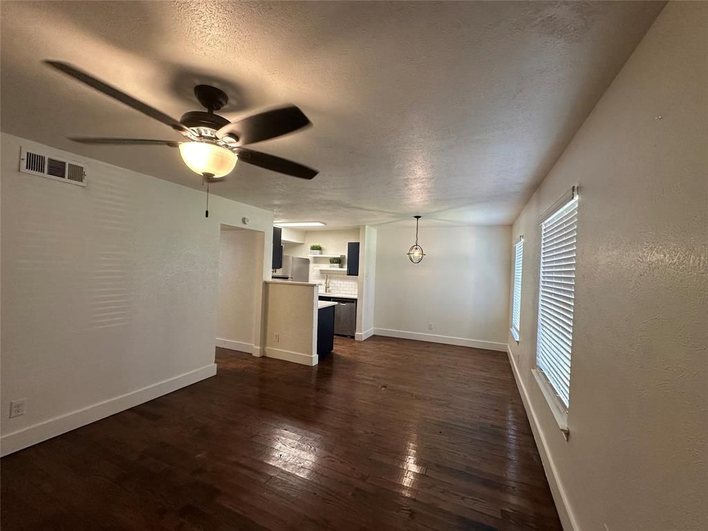 2211 S Vernon Avenue, Unit 108, Dallas, TX 75224 Main Photo