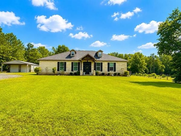 637 CR 151, Carthage, TX 75633