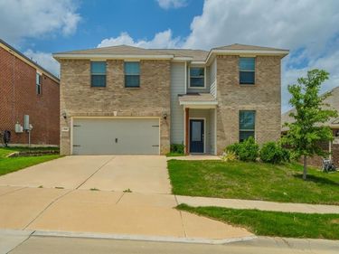 360 Ridgeland Oaks Drive, Fort Worth, TX 76120