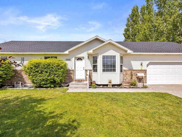 1215 Abbie Road, Blackfoot, ID 83221