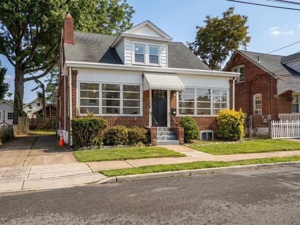 154 ANDREW STREET, HAMILTON, NJ 08610