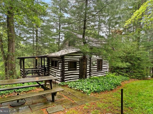 16 COLLIER LANE, GARDNERS, PA 17324