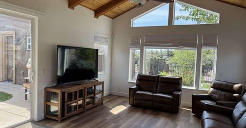 15185 Goldenrod Drive, Reno, NV 89511 Photo