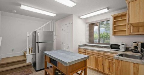 15185 Goldenrod Drive, Reno, NV 89511 Photo