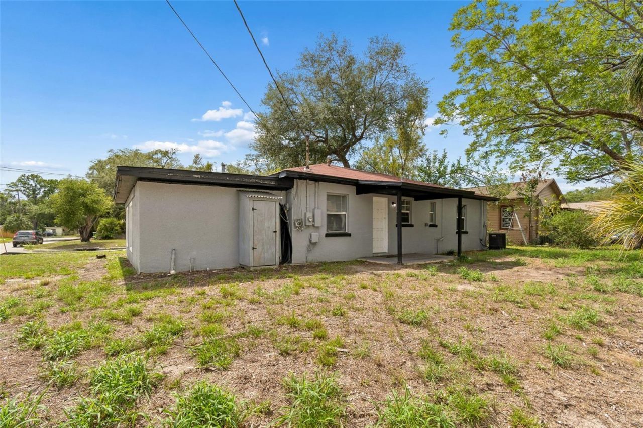 2927 Banza Street, Tampa, FL 33605 Photo