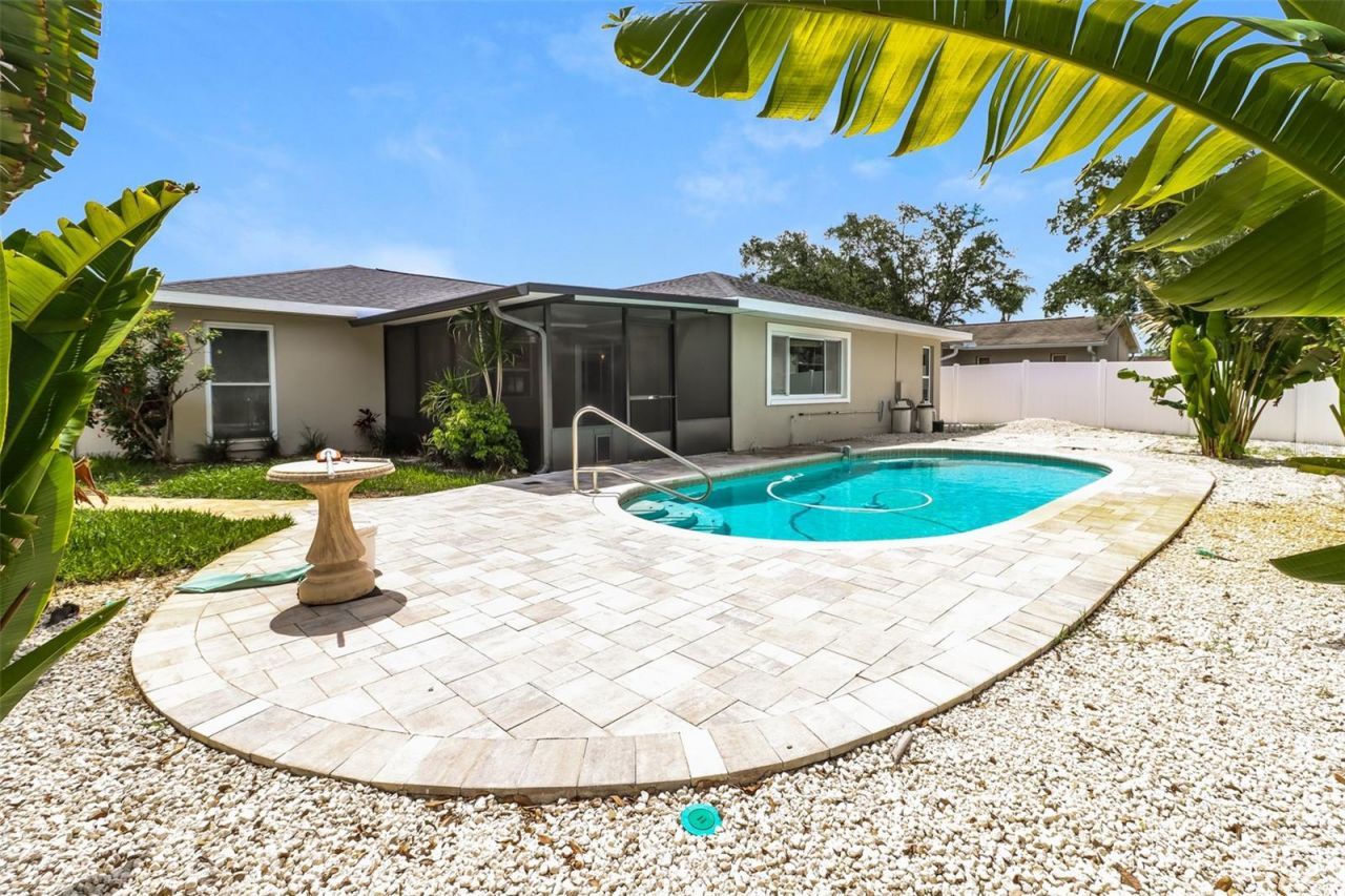 12056 93rd Street, Largo, FL 33773 Photo