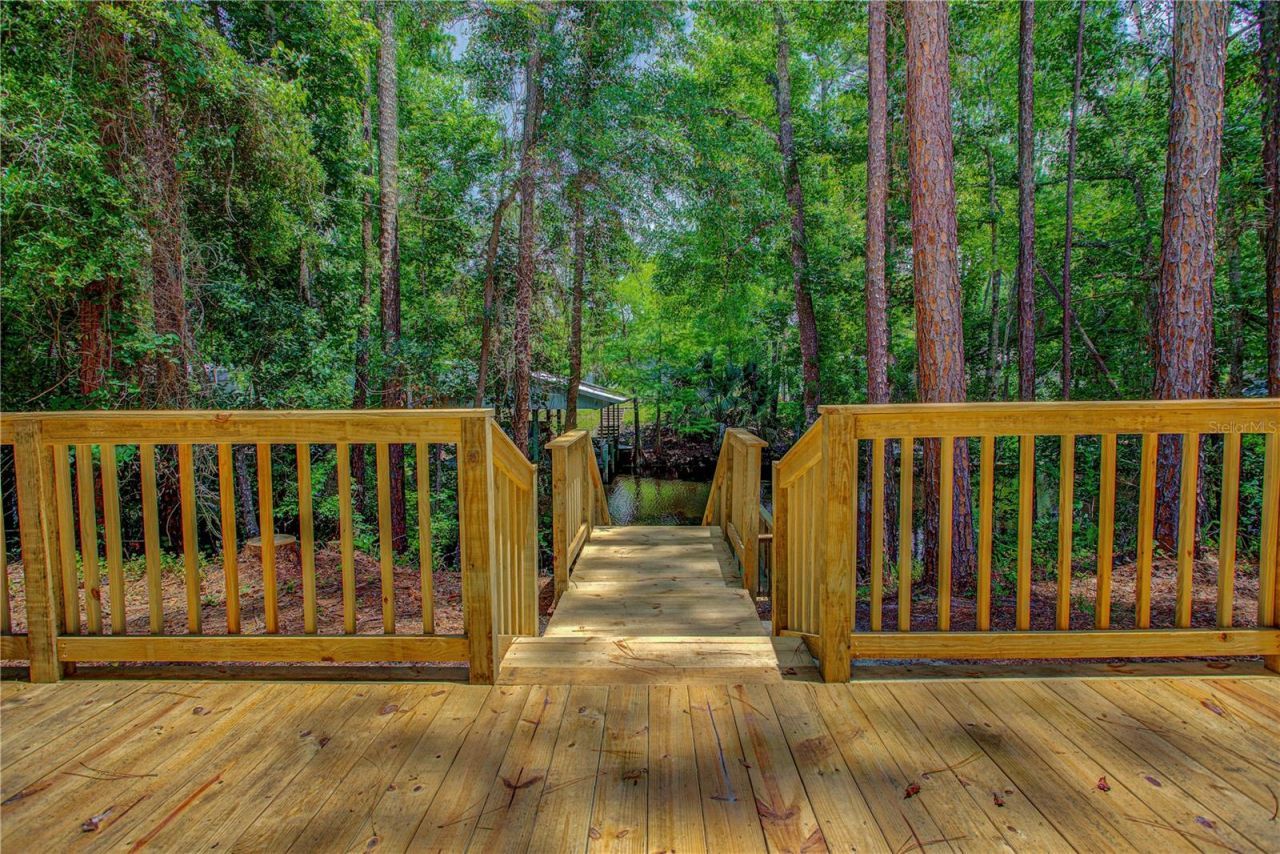 118 Waterway Drive, Satsuma, FL 32189 Photo