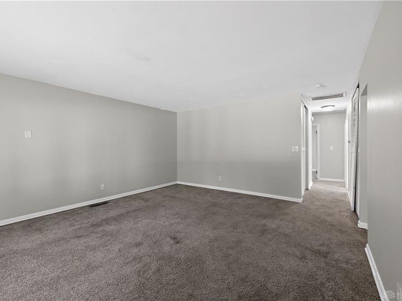 1947 Parkhill Drive, Dayton, OH 45406 Photo 11