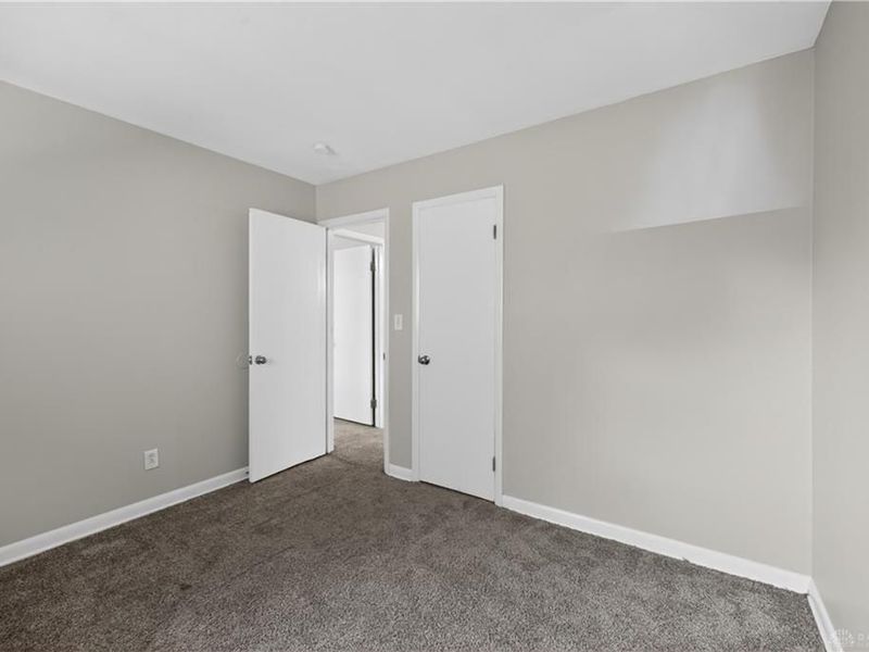 1947 Parkhill Drive, Dayton, OH 45406 Photo 14