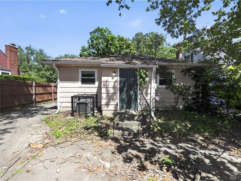 1947 Parkhill Drive, Dayton, OH 45406 Photo 3