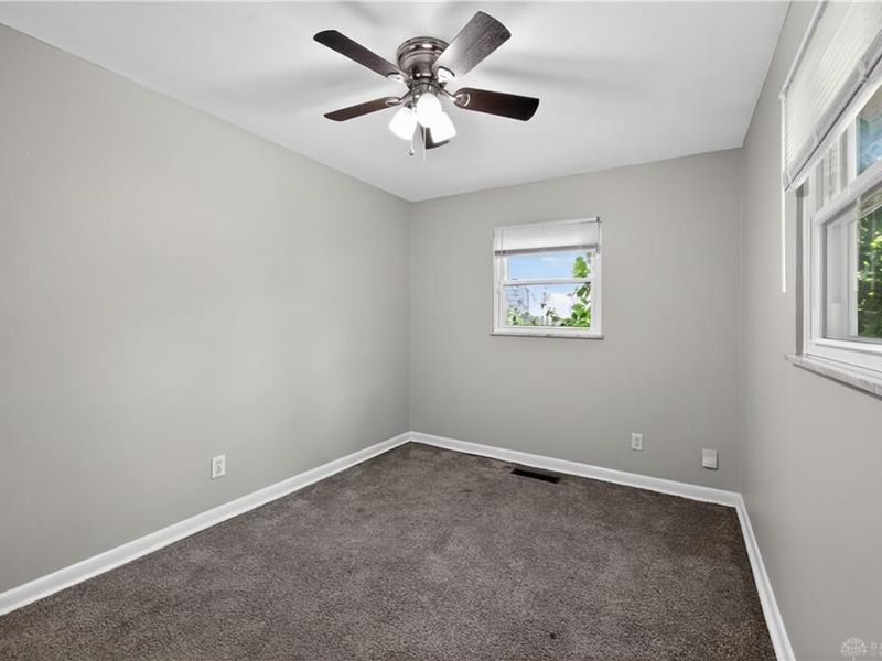 1947 Parkhill Drive, Dayton, OH 45406 Photo 9
