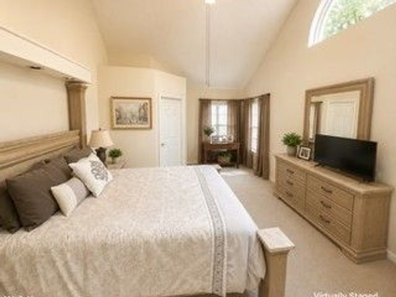 244 Vista Circle, Unit 15B, North Olmsted, OH 44070 Photo 13