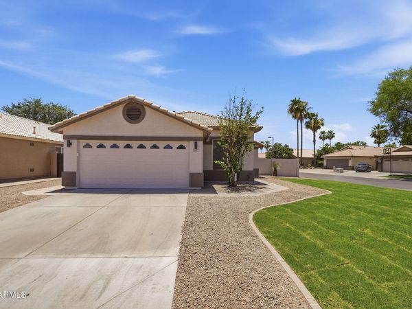 237 W Loma Vista Street, Gilbert, AZ 85233