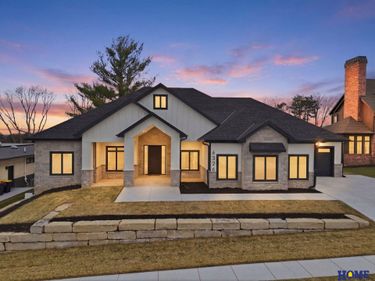 6326 Carveth Court , Lincoln, NE 68516