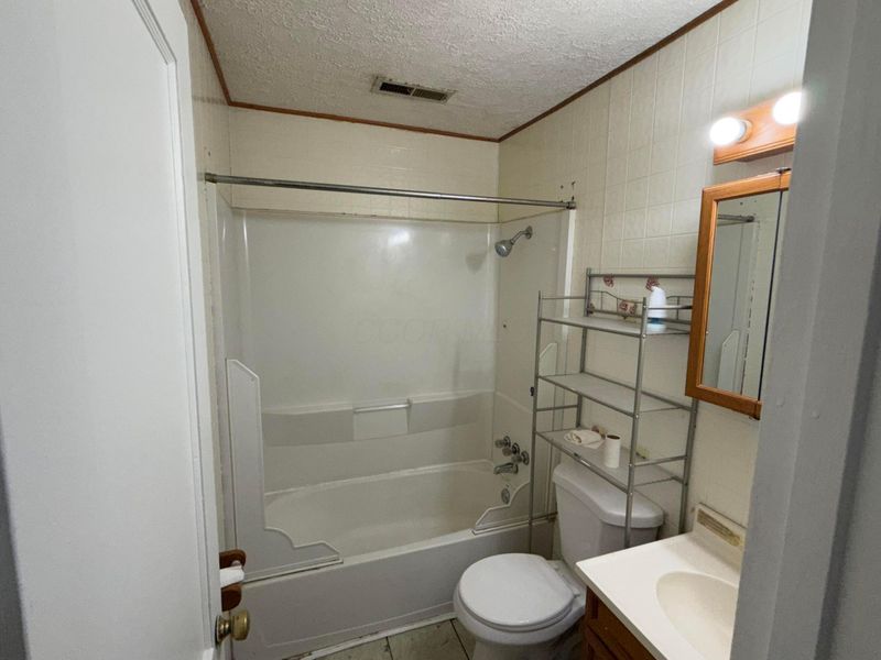 4648 Jae Avenue , Columbus, OH 43213 Photo 11