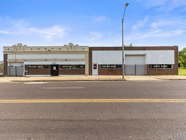 4561 Delmar Boulevard , St Louis, MO 63108