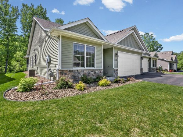 682 Bibeau Court, Vadnais Heights, MN 55127