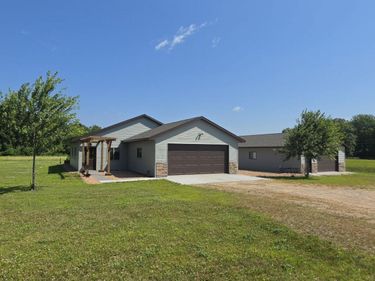 5380 Sunny Circle, Cushing, MN 56443